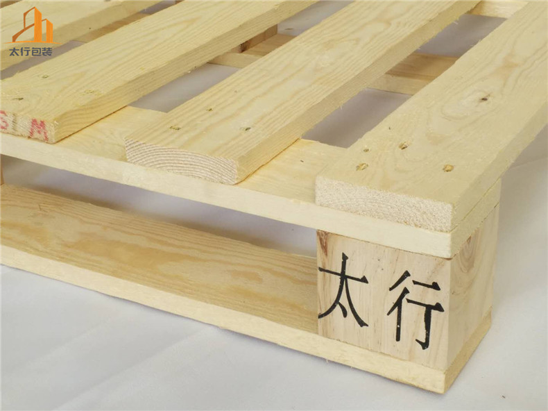 無錫實(shí)木托盤廠家 無錫實(shí)木托盤廠家