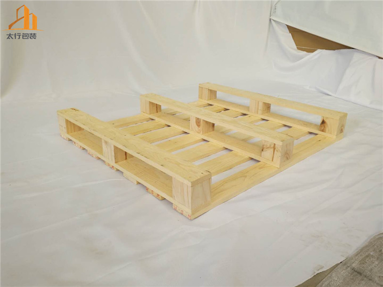 無錫實(shí)木托盤廠家 無錫實(shí)木托盤廠家